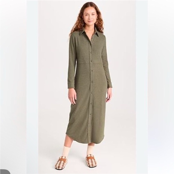 Faherty Legend Sweater Maxi Dress in olive green melange twill - Picture 1 of 9